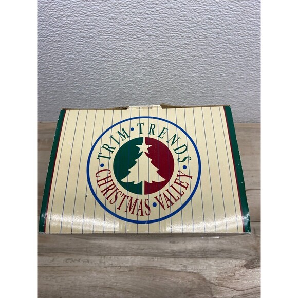 Vtg 1991 Christmas Valley Illuminated Porcelain Church In Original Box - Picture 16 of 16